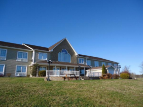  Auberge Bouctouche Inn & Suites  Бактуш